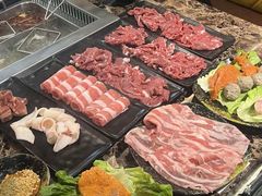 -牛里牛气· 榴莲海鲜鲜牛肉自助火锅·烤肉(横岗店)