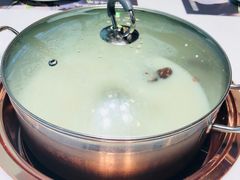 -洪氏嗨捞·猪肚鸡火锅(阳光天地店)