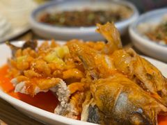-小镇大厨新概念复合中餐厅(万达广场大连高新店)