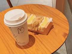 -星巴克臻选(上海中环广场2F店)