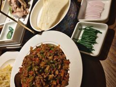 巴里坤羊肉卷饼-相约·羊村小馆非遗手抓肉(七一酱园店)