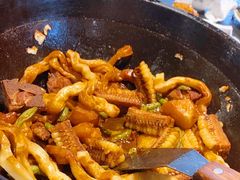 -靠山屯东北农家菜(八龙桥雅苑店)