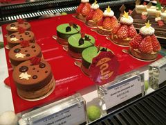 -Salon de The de Joel Robuchon(外滩18号店)