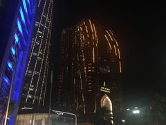 -阿提哈德塔