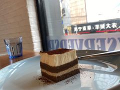 流心提拉米苏-必胜客(松江三湘宅急送店)