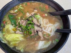 -龙记桂林米粉(财满街店)