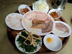 -桥香园云南过桥米线(金马碧鸡店)