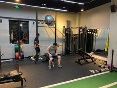 -Freedom Fitness私教健身俱乐部(徐虹北路店)