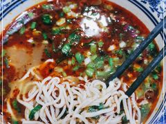 -伊穆祥牛肉面总店·清真