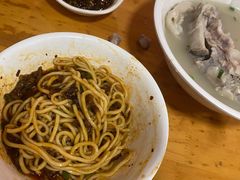 素椒杂酱面-明红蹄花(糍粑店街店)
