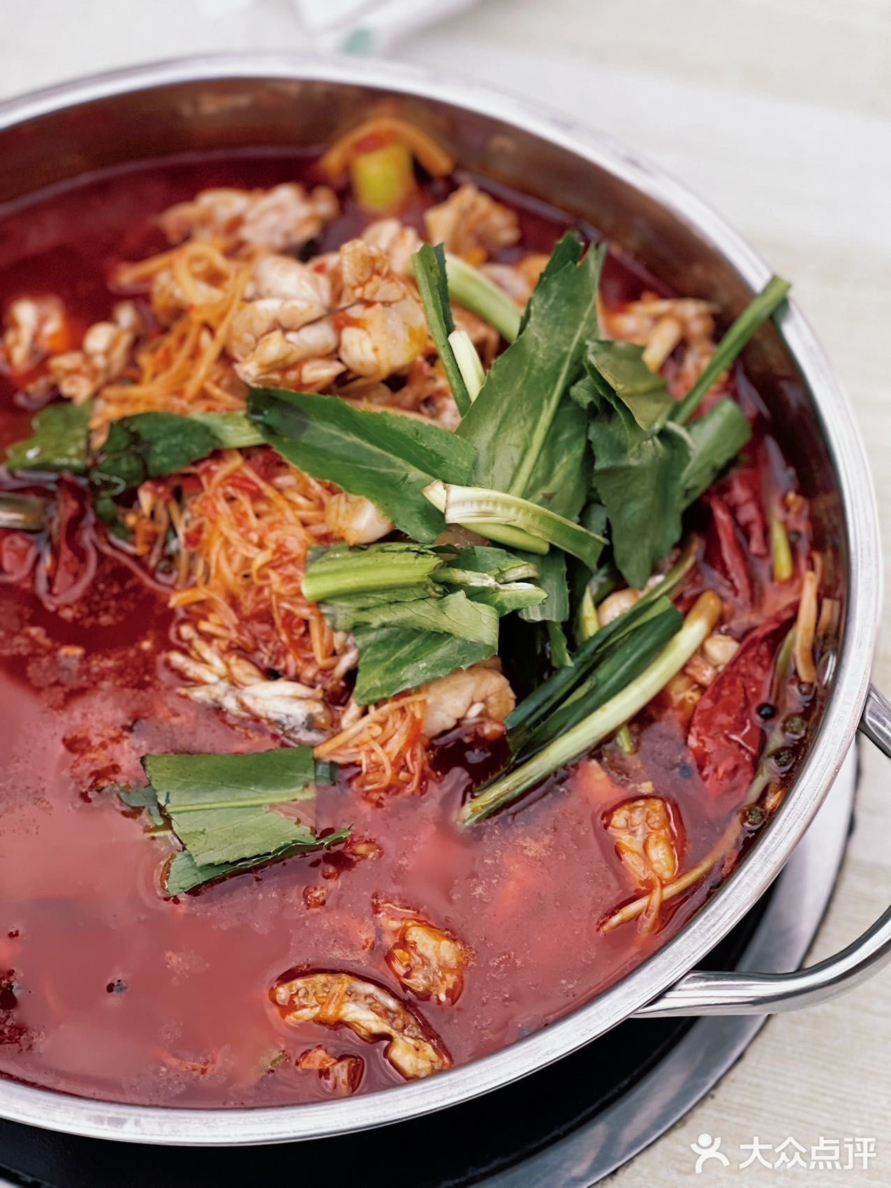 朋友带我来试试这家罗歪歪酸笋牛蛙 味道真的不要太惊艳！