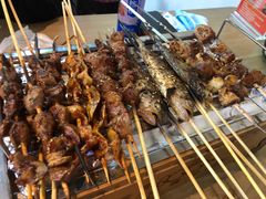 -烤满分·东北烧烤(首经贸店)