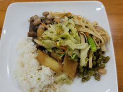 -阿育王寺素斋馆