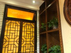 -巷子里小酒馆(西三道街店)