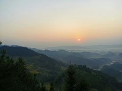 -紫鹊界梯田景区
