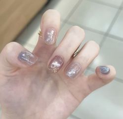 -纤贝儿美甲·科技美肤