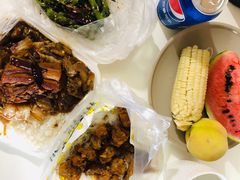 -咱家王新国把子肉(县东巷店)