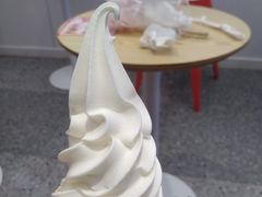 魔天脆脆冰淇淋-蜜雪冰城(大智路店)