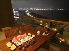 -三亚湾海居铂尔曼度假酒店