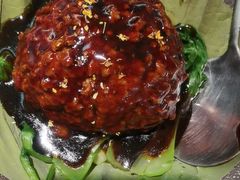 江南荷香狮子头-苏梦江南·淮扬菜(夫子庙店)