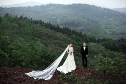 -雪中彩影婚纱摄影·微光艺术中心