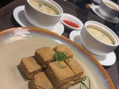 酥炸腐皮黄鱼卷-南麓·浙里(外滩店)