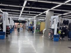 -迪卡侬(徐泾店)