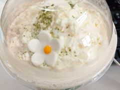 -星巴克臻选(莘庄仲盛店)