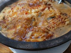 石锅泡泡鱼-川外川(星海店)