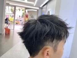 -D.G造型·烫发染发接发