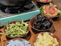 -黔有有贵州酸汤夺夺粉火锅(五味十字店)