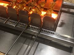 现穿羊肉串-丰茂烤串(卫星广场店)