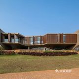 不“落地”的豪宅（外景）