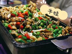 炭烧牛蛙平锅紫苏味-蘭奢雅集·江浙菜(青山江滩店)