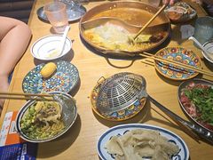 -洱火云南酸菜牛肉火锅(石景山当代商城店)