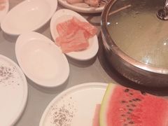 -黑金·寻焰自助百汇·烤肉·火锅(中街店)