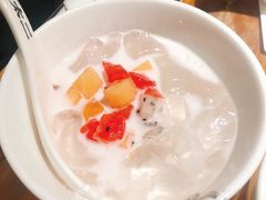 现任椰奶冰粉-太二酸菜鱼(正大广场店)