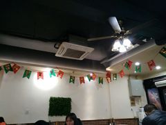 大堂-水碾河刘老大串串香(水碾河路店)
