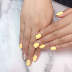 -Pink You美甲洗眉纹绣定制中心
