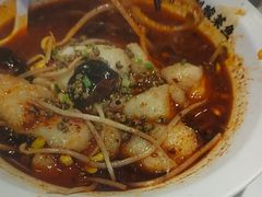 -渝是乎酸菜鱼·川渝小炒(新世界百货望京店)