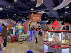 -开心巴士(世纪东方商业广场店)