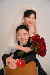 -雪中彩影婚纱摄影·微光艺术中心