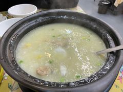 咸蛋鸡肉粥-芳姨广东砂锅粥(张庄路店)