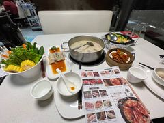 -煲王粤菜餐厅(中侨中心店)