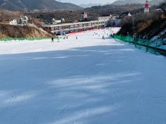 -蓟洲国际滑雪场