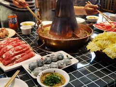 -一群羊手扒肉·火锅·早茶(远东公寓店)