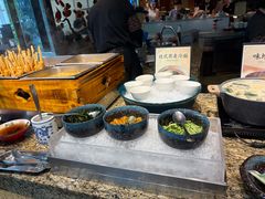 -怡咖啡海鲜自助餐厅(浦东香格里拉店)