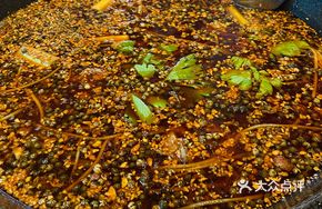 Two Craving Spicy Red Pot