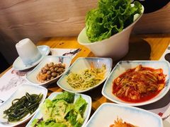 -唯成•韩国炭火烤肉 유성고기