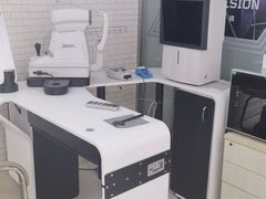 -诺柯视眼镜-蔡司依视路官方工厂店(淞南一店)